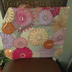 Clinque clear/flowered plastic tote 16Lx14Hx3W